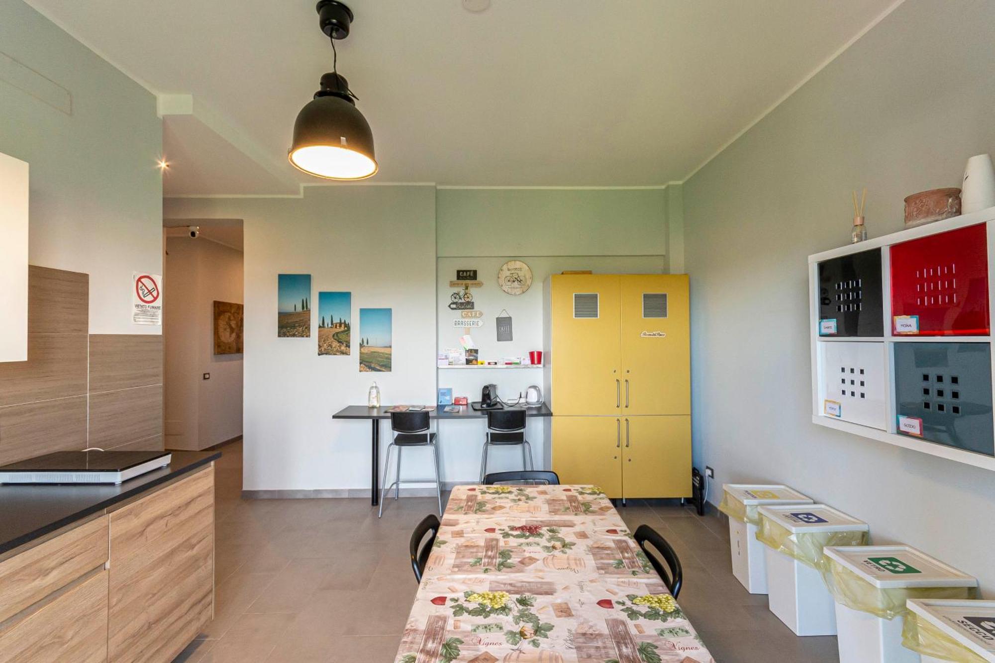 Fare Bnb - Room Del Parco Reggio Emilia Bagian luar foto